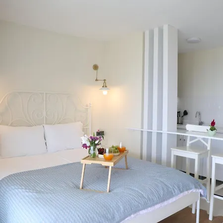 Cape Assos Aparthotel