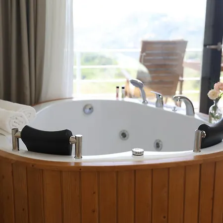 Aparthotel Cape Assos *